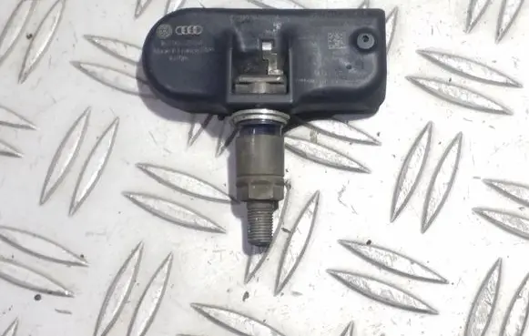 Volkswagen PASSAT B6 Tire pressure sensor 1K0907255A S12215001A L132VW2