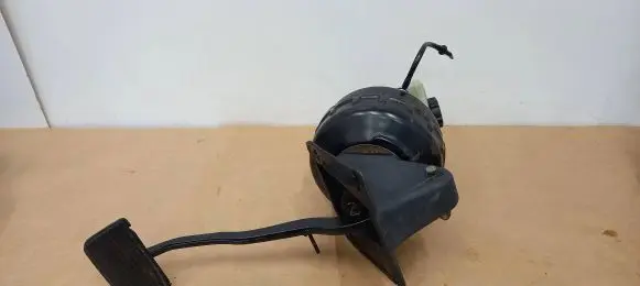Jaguar XK8 - XKR Brake pedal MJA5373ACO 3774717024 03350882701