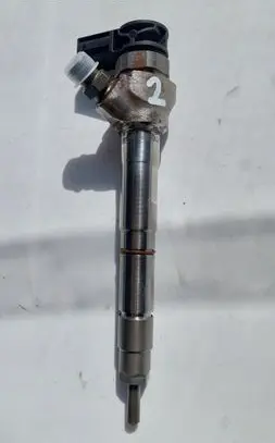 Skoda Octavia Mk4 Fuel injector 05L130277E