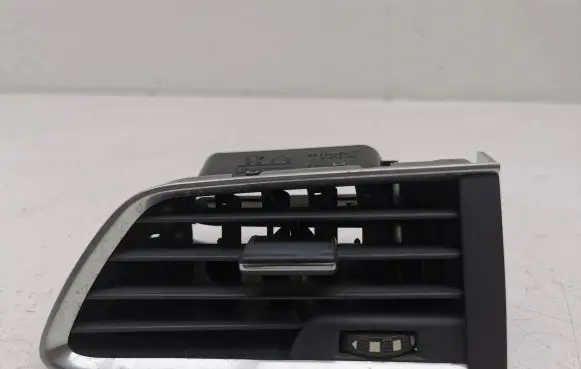 Peugeot 508 Dashboard side air vent grill/cover trim 9686445377