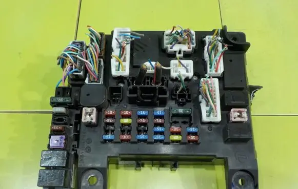 Mitsubishi ASX Fuse box set 8637A647 18AB24