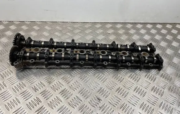 BMW 5 GT F07 Camshaft 7800044