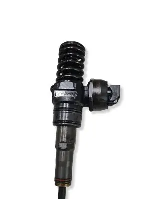 Volkswagen PASSAT B6 Fuel injector 038130073BQ 0414720312