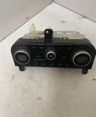 Nissan Qashqai Climate control unit 27500BR454