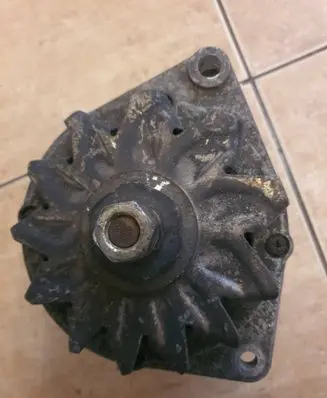 Volkswagen Golf I Generator/alternator