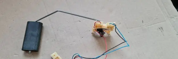 Audi A3 8Y Fuel level sensor 