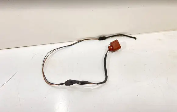 Audi A4 S4 B8 8K Detonation knock sensor 3B0973703A