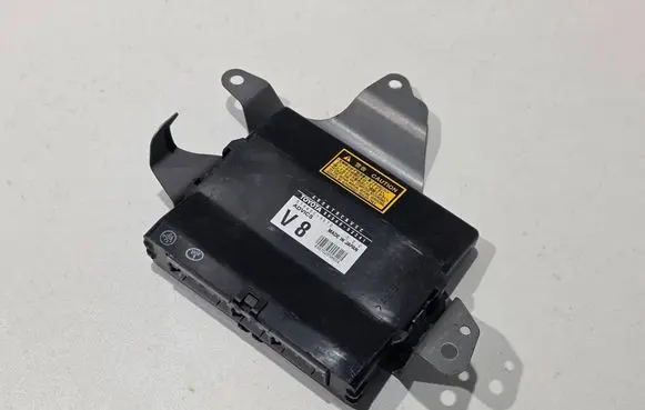 Lexus IS 200-300 ABS control unit/module 8954053241 0794009570