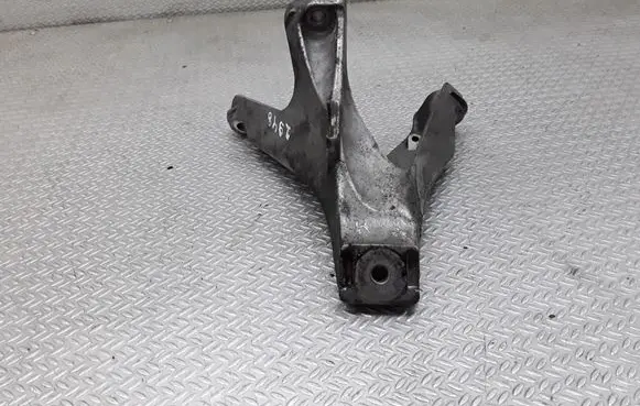 Audi A4 S4 B7 8E 8H Engine mounting bracket 8E0199308AF