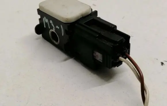 Mazda 3 I Airbag deployment crash/impact sensor 3M5T14B342AB 191104 401092