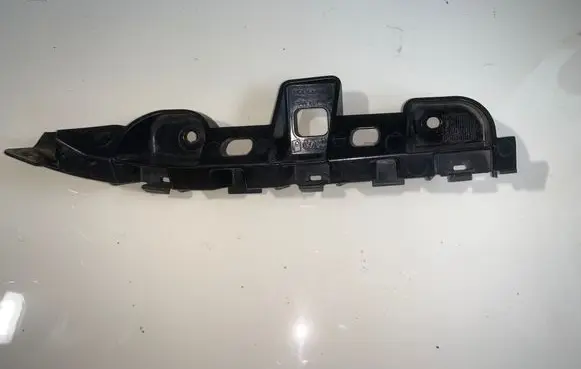Volkswagen PASSAT B7 Front bumper mounting bracket 3AA807183