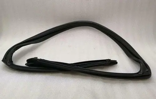 Porsche 718 Cayman 982 982c Front door rubber seal 98153707704