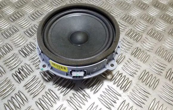 KIA Soul Front door speaker 96330M6200