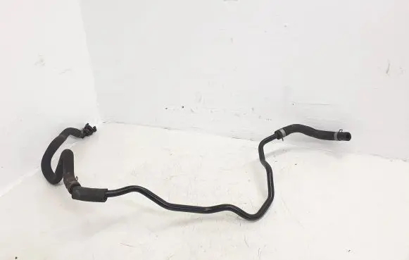 Nissan Qashqai+2 Engine coolant pipe/hose