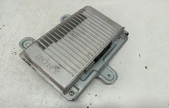Ford Explorer VI Sound amplifier FB5T18B849AJ KAU0027857