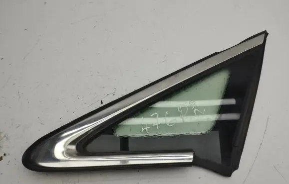 Mazda CX-7 Front door vent window glass four-door 