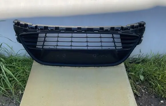 Ford S-MAX Front bumper lower grill AM2117B968BC 0986B