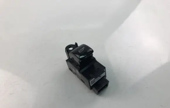 Other switches/knobs/shifts