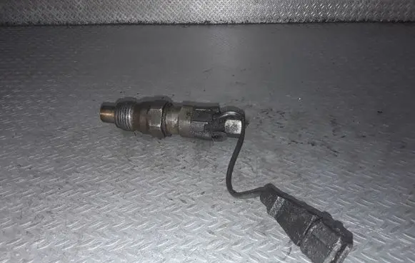 Renault Espace III Fuel injector KCA17S103