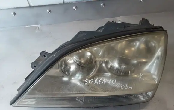 KIA Sorento Headlight/headlamp