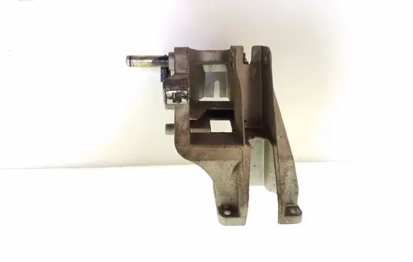 Mercedes-Benz Sprinter W901 W902 W903 W904 Clutch pedal mounting bracket assembly 9012900419