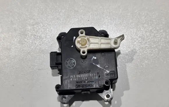 Lexus IS 220D-250-350 Air flap motor/actuator 8710630480 0638000171