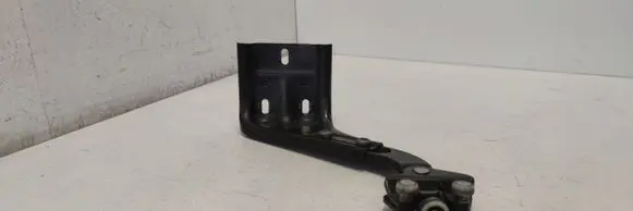 Mercedes-Benz Vito Viano W639 Sliding door lower roller guide/hinge A6397601647 A6397630014 6397601647