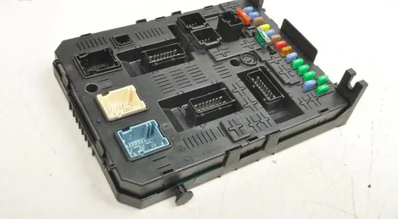 Citroen C4 Grand Picasso Fuse box set 9666895680