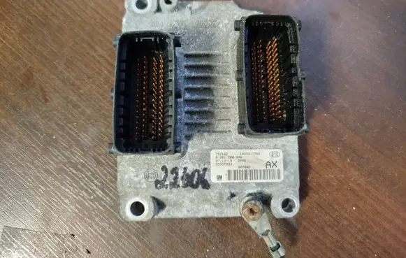 Opel Corsa D Engine control unit/module 55557933 0261208940