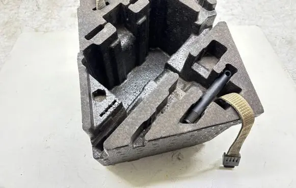 Audi A2 Tool box 8Z0012109N