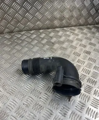 Audi A8 S8 D4 4H Air intake duct part 4H0129629B