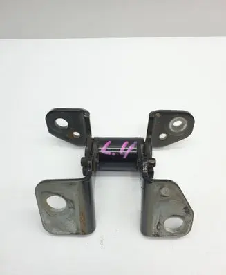 Chrysler Pacifica Front door hinge set 120038