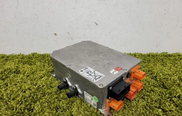 Porsche Panamera (971) Battery charger (optional) 5qe915682r