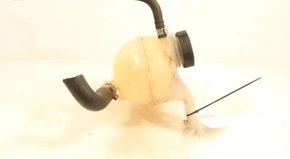 Fiat Tipo Coolant expansion tank/reservoir T835