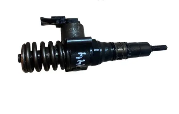 Audi A4 S4 B7 8E 8H Fuel injector 03G130073G 0414720404 0414720454