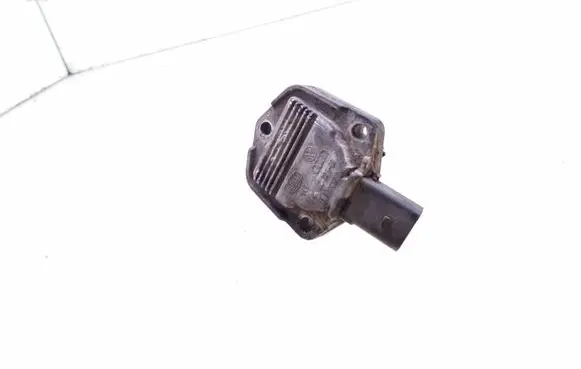Volkswagen PASSAT B5.5 Oil level sensor 1J0907660B