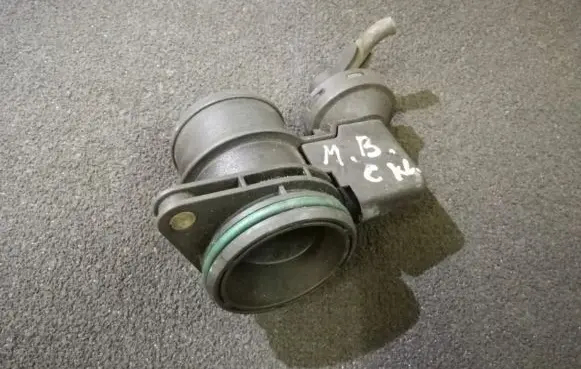 Citroen Xsara Picasso Throttle valve 9638300980 0928700433