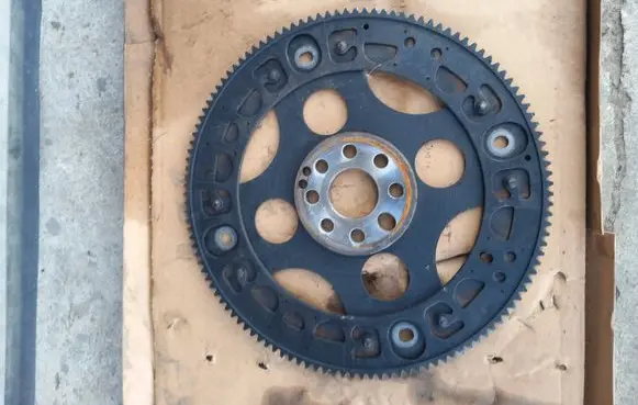 BMW 5 E60 E61 Flywheel 7788246 7788746