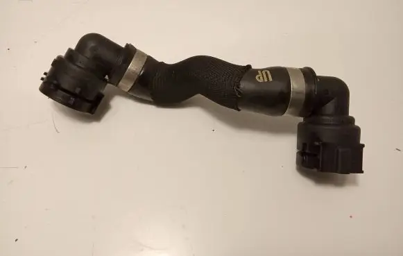 BMW 5 G30 G31 Engine coolant pipe/hose 9252562