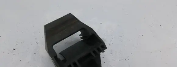 BMW 1 E81 E87 Radiator mount bracket 1436264