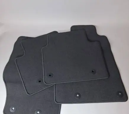 Jeep Grand Cherokee WL Car floor mat set 6MN18TX7AA