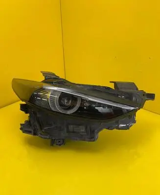 Mazda CX-30 Headlight/headlamp BOL567890