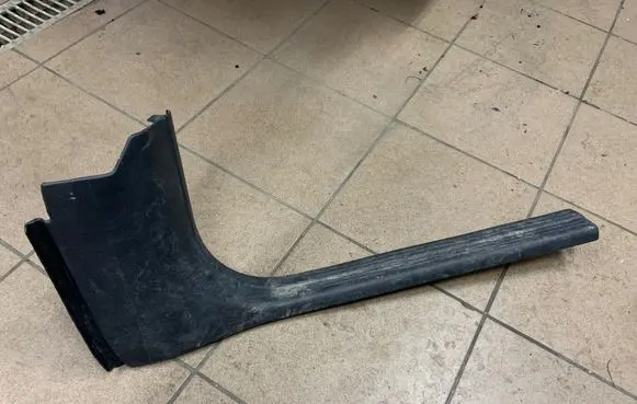 Mercedes-Benz GLA W156 Front sill trim cover A2466805602