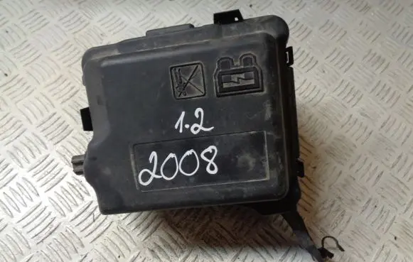 Peugeot 2008 I Fuse box set 9871924480 452591704 46980