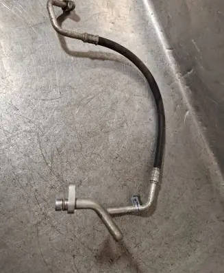 Dacia Sandero Air conditioning (A/C) pipe/hose 924907243R