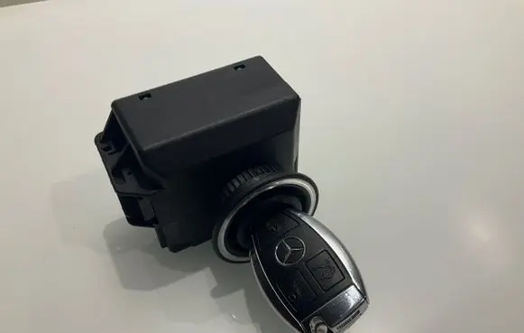 Mercedes-Benz E W212 Ignition lock A2189053501 90401MHC02M1 1010220000