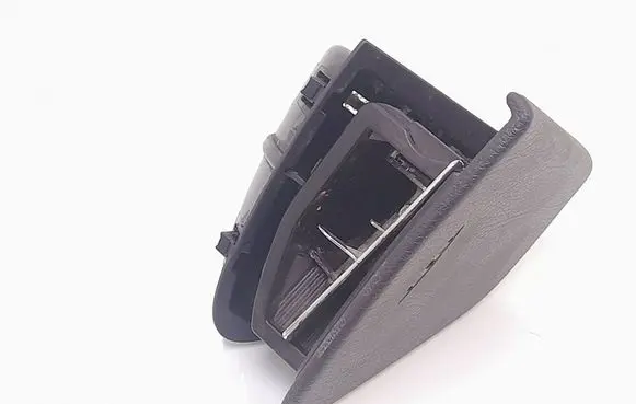 Mercedes-Benz E W211 Rear door ashtray A2118100730