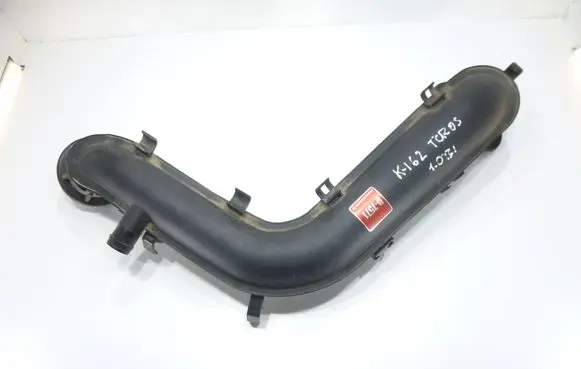 Air intake hose/pipe