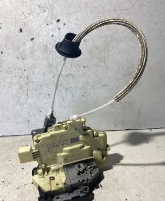 Audi Q7 4L Front door lock 3C2837015A