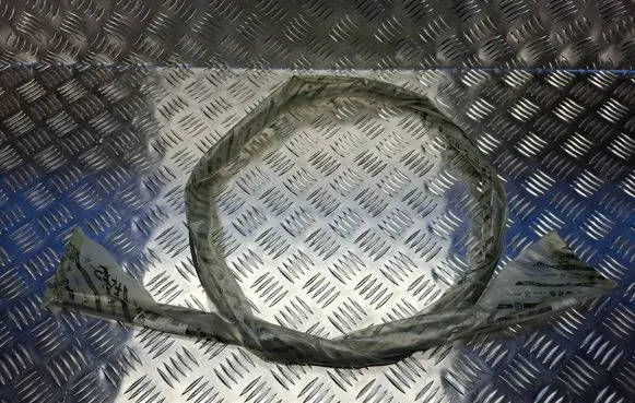 Alfa Romeo 147 Engine bonnet/hood lock release cable 46558845 68178139AA